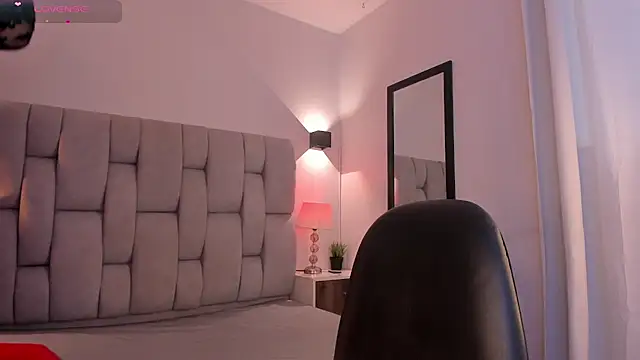 Snapshot of Seraphyne666 chatting on February 14, 2026, 6:08 pm Seraphyne666 online show from February 14, 2026, 6:08 pm