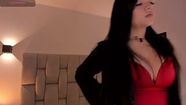 Snapshot of Seraphyne666 chatting on February 10, 2026, 5:45 pm Seraphyne666 online show from February 10, 2026, 5:45 pm