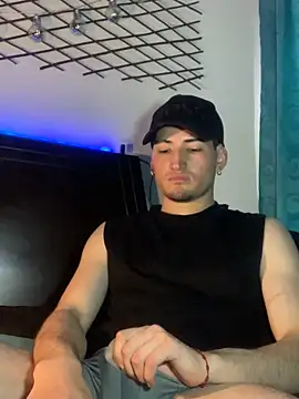 Snapshot of Ian_kai chatting on November 4, 2025, 9:40 pm Ian kai online show from November 4, 2025, 9:40 pm