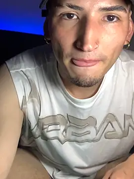 Snapshot of Ian_kai chatting on September 15, 2025, 5:30 am Ian kai online show from September 15, 2025, 5:30 am