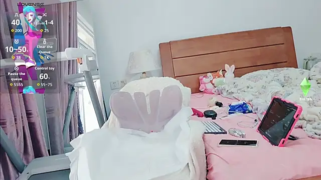 Eulalia-A online show from October 24, 2025, 1:15 am