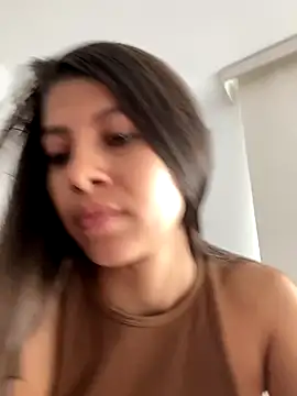 Lenapink19 online show from November 2, 2025, 7:08 pm