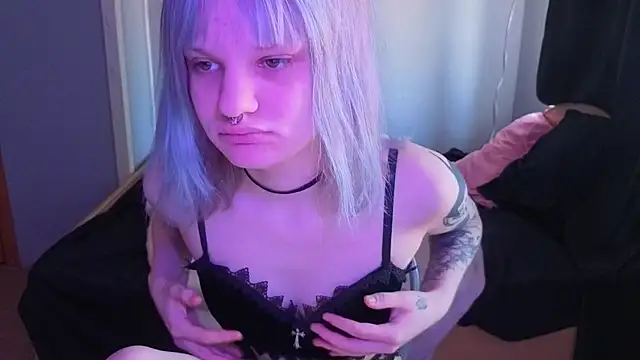 Elieiza xo online show from April 2, 2026, 9:16 am