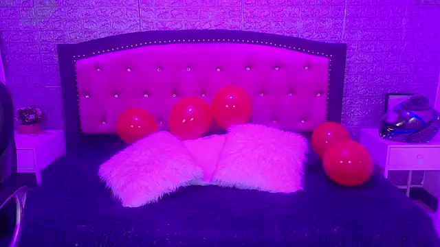 Snapshot of Natalie_loffreda chatting on February 16, 2026, 3:38 am Natalie loffreda online show from February 16, 2026, 3:38 am