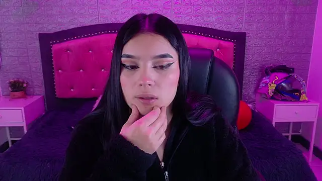 Snapshot of Natalie_loffreda chatting on March 3, 2026, 3:24 am Natalie loffreda online show from March 3, 2026, 3:24 am