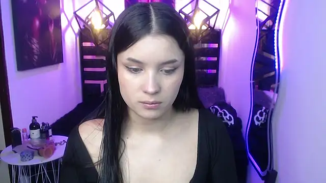 Natalie loffreda online show from May 28, 2026, 7:53 pm
