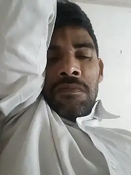 Snapshot of NoxiousFilename chatting on October 23, 2025, 8:29 pm NoxiousFilename online show from October 23, 2025, 8:29 pm