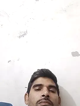 Snapshot of NoxiousFilename chatting on October 31, 2025, 6:04 pm NoxiousFilename online show from October 31, 2025, 6:04 pm