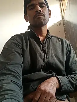 Snapshot of NoxiousFilename chatting on November 15, 2025, 6:06 am NoxiousFilename online show from November 15, 2025, 6:06 am