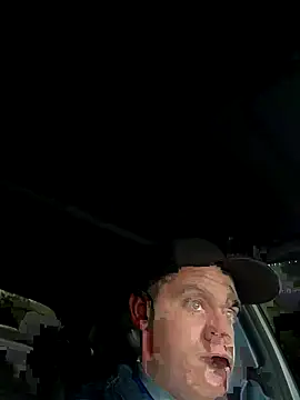 Snapshot of cumitted chatting on October 28, 2025, 11:14 pm cumitted online show from October 28, 2025, 11:14 pm