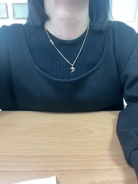 Snapshot of -NhaKy22 chatting on November 21, 2025, 12:53 am -NhaKy22 online show from November 21, 2025, 12:53 am