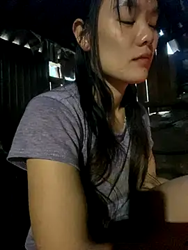 PhanHaa online show from November 25, 2025, 9:42 am