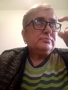 Sonya51561 online show from November 12, 2025, 12:09 pm