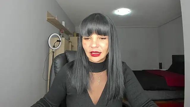 Ella sweety00 online show from September 28, 2025, 4:25 pm