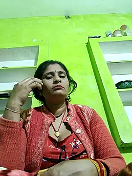 Hot-piuy online show from November 10, 2025, 10:15 pm