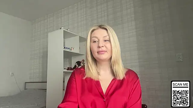 Blondie xoxoxo online show from February 8, 2026, 9:40 am