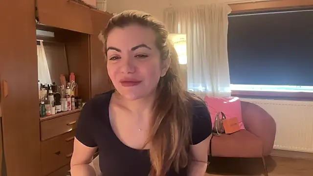 princess17 online show from March 6, 2026, 4:46 pm