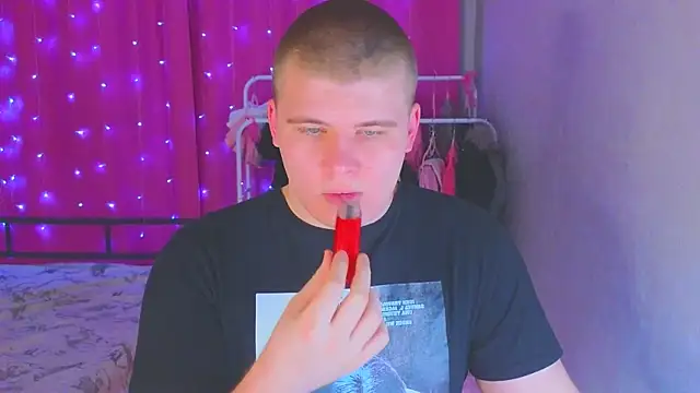 Snapshot of kittenmurr chatting on February 22, 2026, 9:16 pm kittenmurr online show from February 22, 2026, 9:16 pm