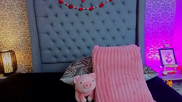 Abby roussee online show from February 16, 2026, 10:07 pm