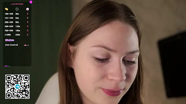 Snapshot of Stella_of_steel chatting on November 8, 2025, 10:52 am Stella of steel online show from November 8, 2025, 10:52 am