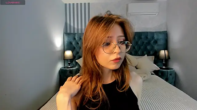 Snapshot of Grace_blush chatting on September 27, 2025, 6:41 am Grace blush online show from September 27, 2025, 6:41 am