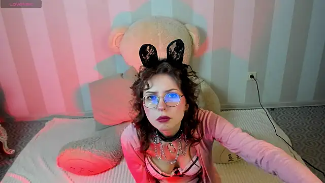 Snapshot of Grace_blush chatting on November 22, 2025, 9:02 pm Grace blush online show from November 22, 2025, 9:02 pm