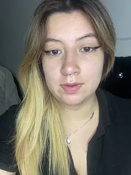 Snapshot of Blair_Bunnyy chatting on December 14, 2025, 6:08 am Blair Bunnyy online show from December 14, 2025, 6:08 am