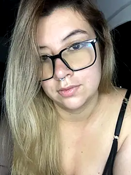 Snapshot of Blair_Bunnyy chatting on November 12, 2025, 9:24 am Blair Bunnyy online show from November 12, 2025, 9:24 am