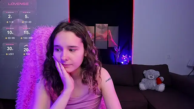 Snapshot of uco_mon chatting on September 12, 2025, 2:50 pm uco mon online show from September 12, 2025, 2:50 pm