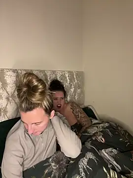 Charsworld online show from December 2, 2025, 6:31 pm