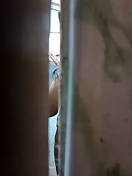 Snapshot of WholeAltimeter25 chatting on November 5, 2025, 3:53 am WholeAltimeter25 online show from November 5, 2025, 3:53 am