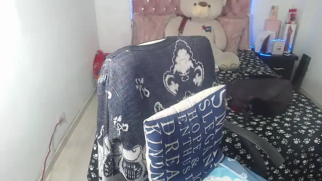 Snapshot of patty_squirt_ chatting on October 29, 2025, 2:43 am patty squirt online show from October 29, 2025, 2:43 am