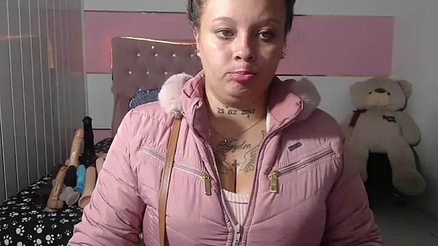Snapshot of patty_squirt_ chatting on March 8, 2025, 2:45 am patty squirt online show from March 8, 2025, 2:45 am