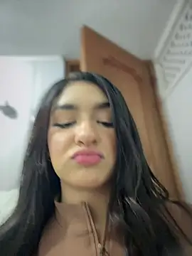 Snapshot of jenn_fit chatting on December 2, 2025, 2:23 am jenn fit online show from December 2, 2025, 2:23 am