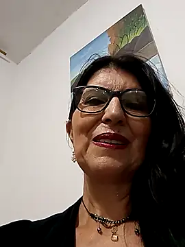 Snapshot of swity_foster chatting on November 9, 2025, 9:57 am swity foster online show from November 9, 2025, 9:57 am