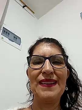 Snapshot of swity_foster chatting on November 20, 2025, 10:16 am swity foster online show from November 20, 2025, 10:16 am