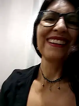 Snapshot of swity_foster chatting on November 2, 2025, 8:52 am swity foster online show from November 2, 2025, 8:52 am