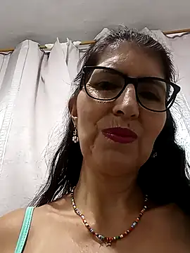 Snapshot of swity_foster chatting on October 31, 2025, 9:28 am swity foster online show from October 31, 2025, 9:28 am