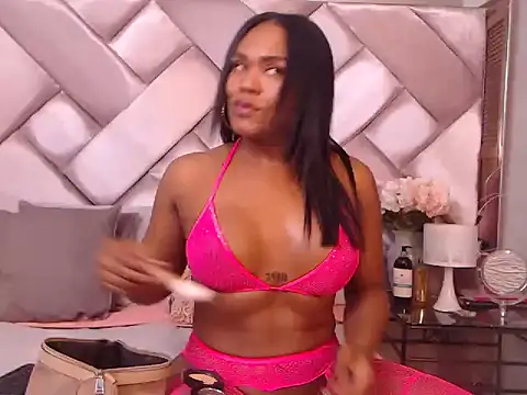 Snapshot of Ashleyroberst chatting on November 13, 2025, 10:19 am Ashleyroberst online show from November 13, 2025, 10:19 am