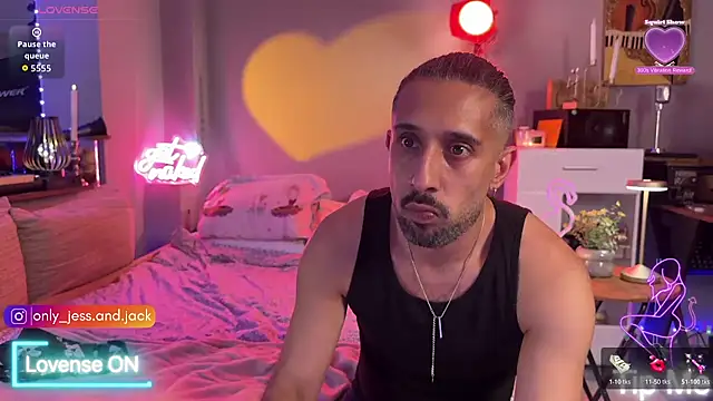 Secret Lovers1 online show from April 1, 2026, 6:27 pm