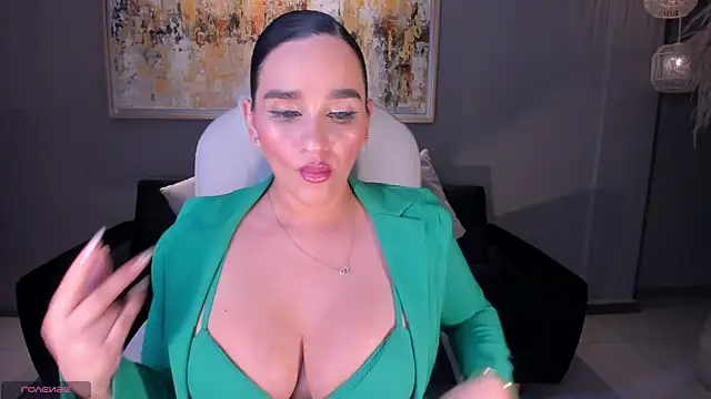 NovaSpencer online show from October 28, 2025, 6:07 pm