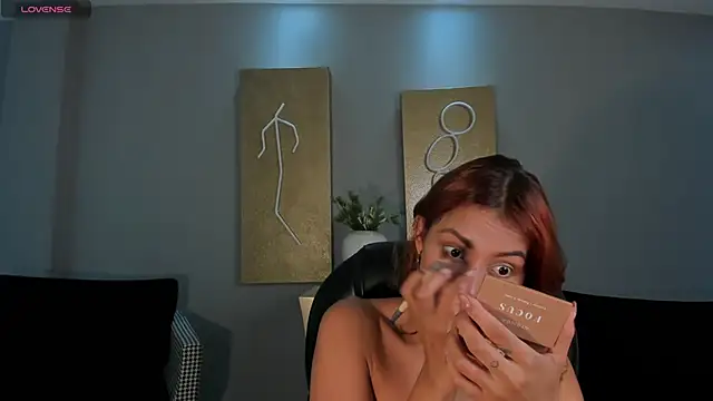 AmberColors  online show from February 25, 2026, 7:03 pm