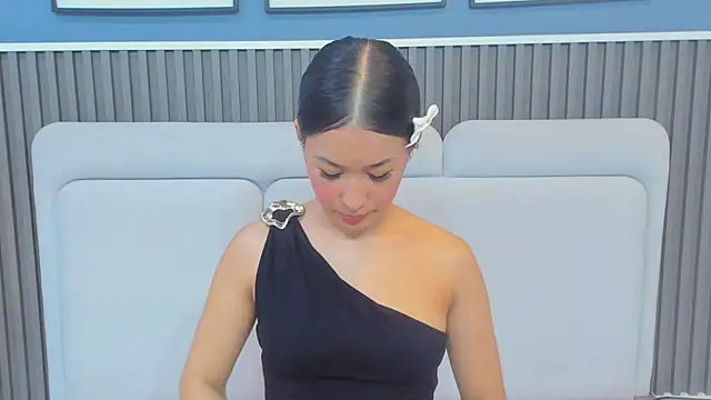 Snapshot of lily__star chatting on March 4, 2026, 3:36 am lily star online show from March 4, 2026, 3:36 am