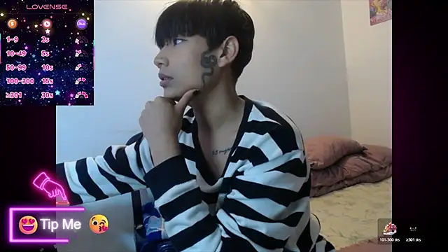 Snapshot of Papi_Mami_Live chatting on November 27, 2025, 9:59 pm Papi Mami Live online show from November 27, 2025, 9:59 pm