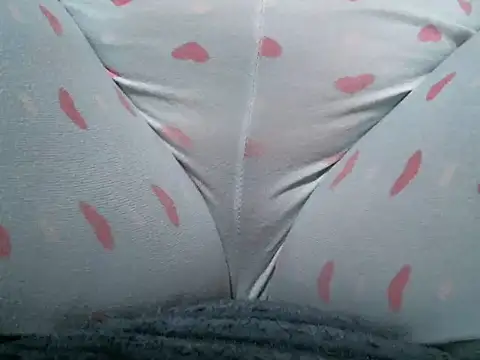 Snapshot of Darkplay_extreme chatting on December 17, 2025, 1:43 am Darkplay extreme online show from December 17, 2025, 1:43 am