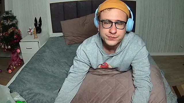 DennisGartmanB online show from January 5, 2026, 5:27 pm