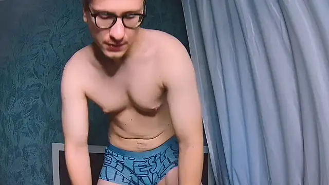 Snapshot of DennisGartmanB chatting on November 6, 2025, 4:16 am DennisGartmanB online show from November 6, 2025, 4:16 am