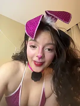 Snapshot of AriaHeavenss chatting on October 30, 2025, 12:20 am AriaHeavenss online show from October 30, 2025, 12:20 am