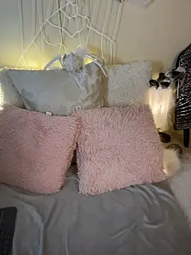 Snapshot of AriaHeavenss chatting on October 31, 2025, 12:51 am AriaHeavenss online show from October 31, 2025, 12:51 am