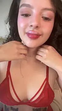 Snapshot of AriaHeavenss chatting on November 8, 2025, 12:14 am AriaHeavenss online show from November 8, 2025, 12:14 am